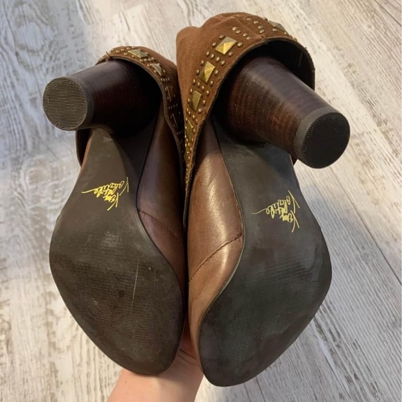 Women’s Very Volatile camel brown leather ankle boots with studs, size 6 - Picture 3 of 3